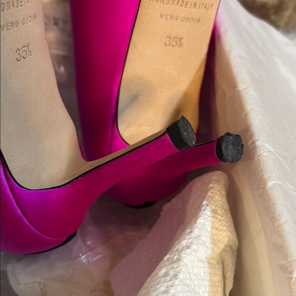 SJP by Sarah Jessica Parker hot pink heels - Picture 3 of 6